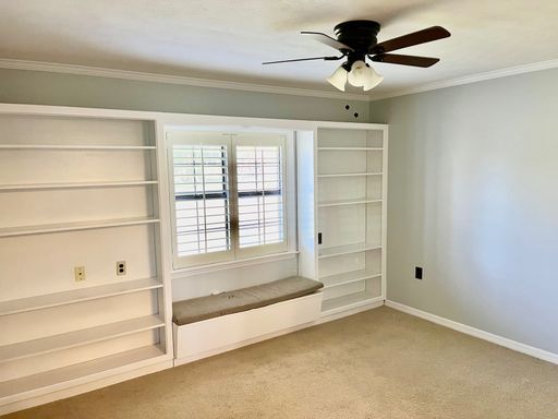 37700 Clinton Ave, Dade City, FL 33525