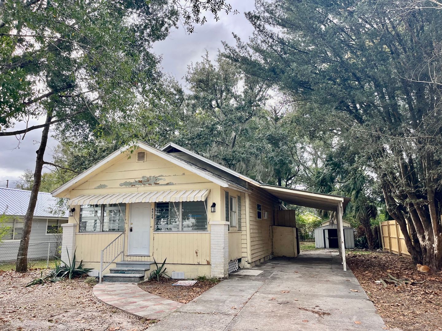 Zephyrhills House: 4929 19th St