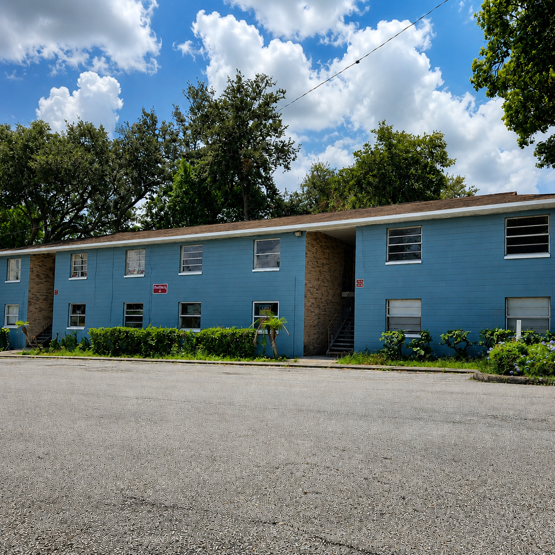 Lakeland Apartment: 927 N. Iowa