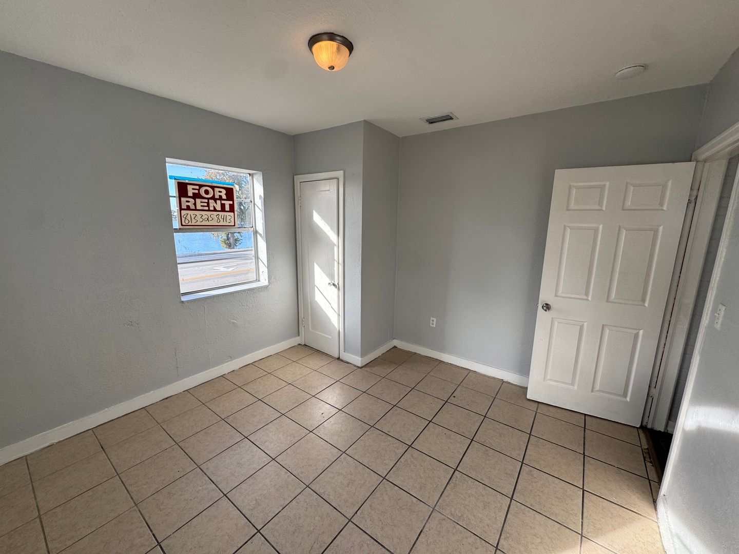 Winter Haven Apartment: 1016 East Lake Silver Drive NE