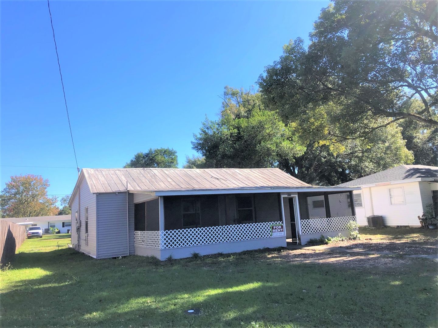 Zephyrhills House: 4850 16th st