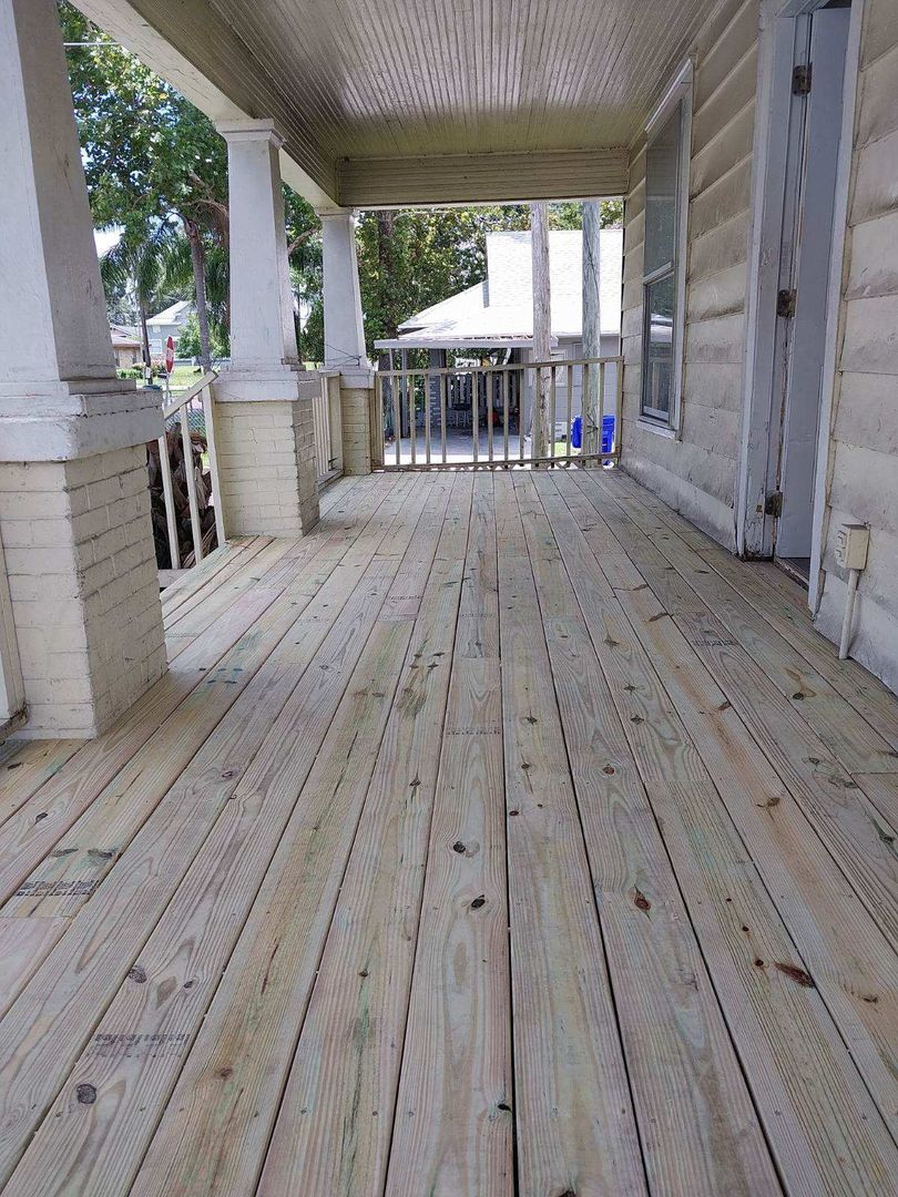 Lakeland Apartment: 211 Cornelia Ave