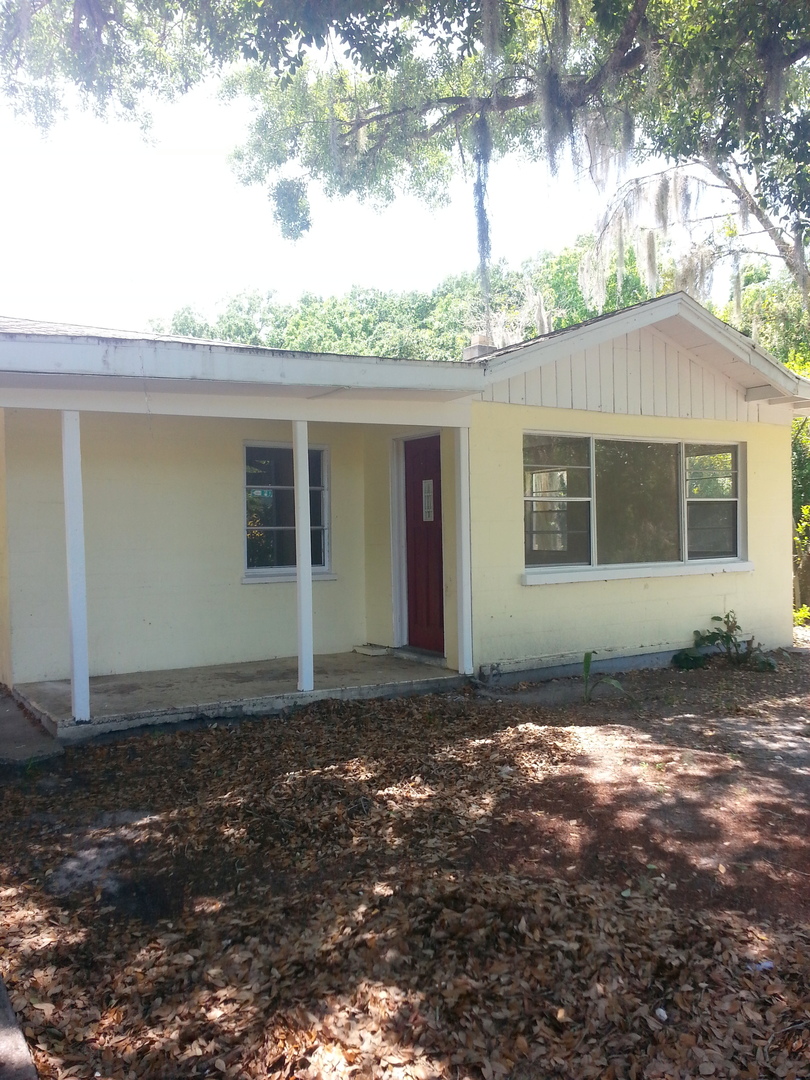 Lakeland Apartment: 516 Lowell St.