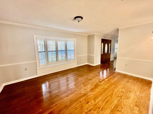 37700 Clinton Ave, Dade City, FL 33525