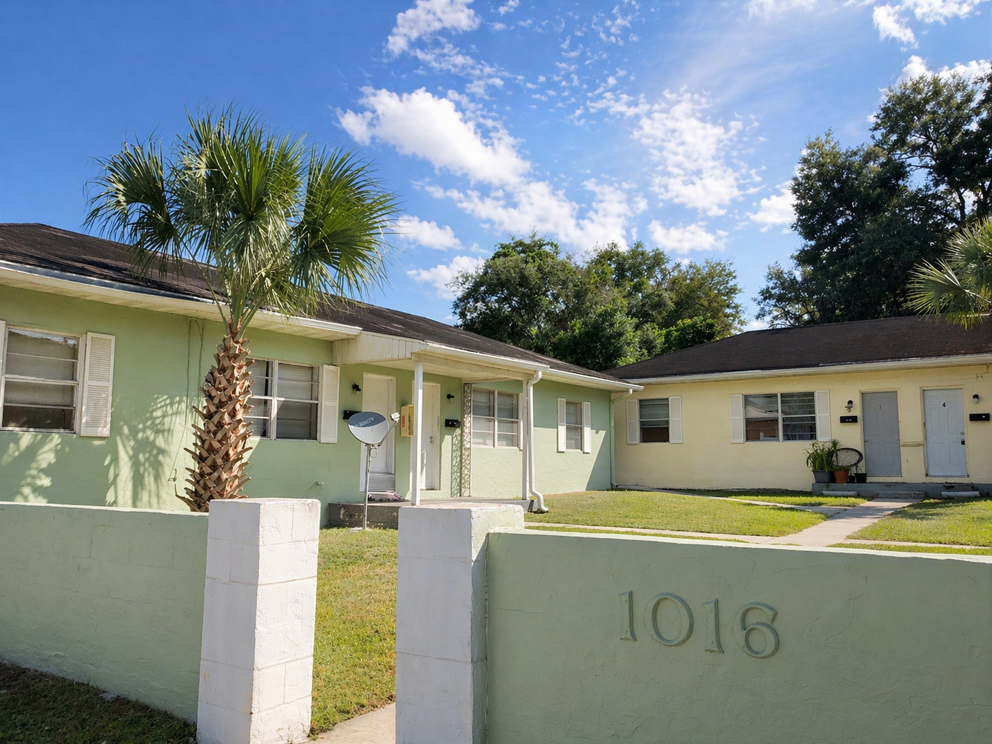Winter Haven Apartment: 1016 East Lake Silver Drive NE