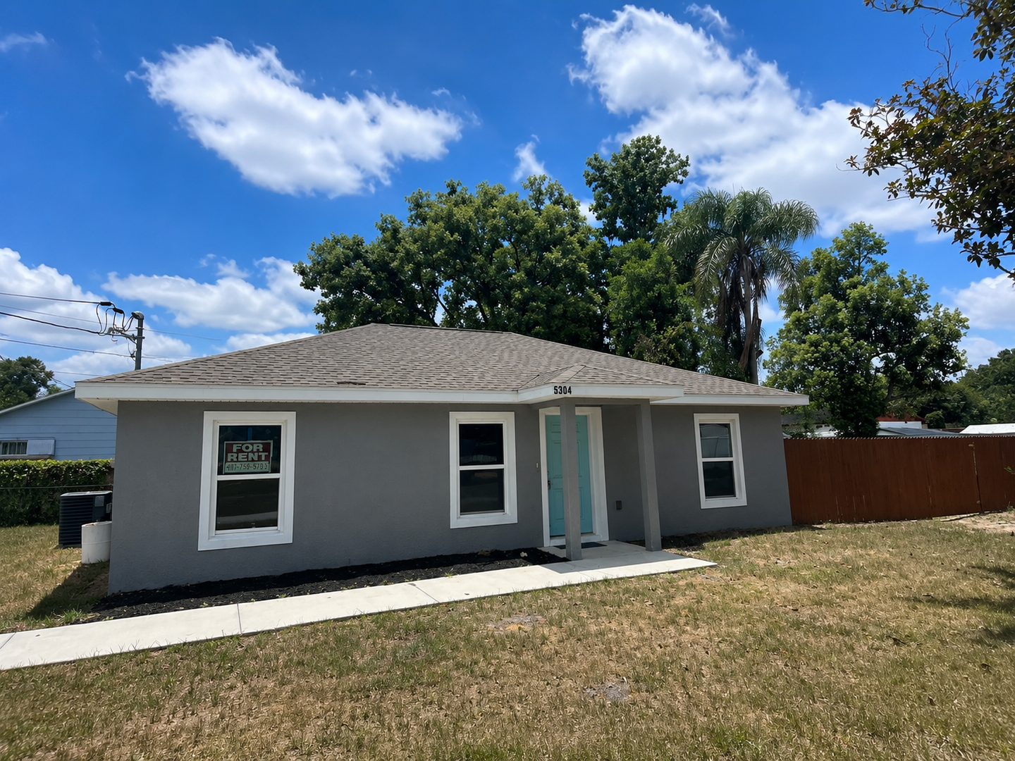 Zephyrhills House: 5304 16th Street