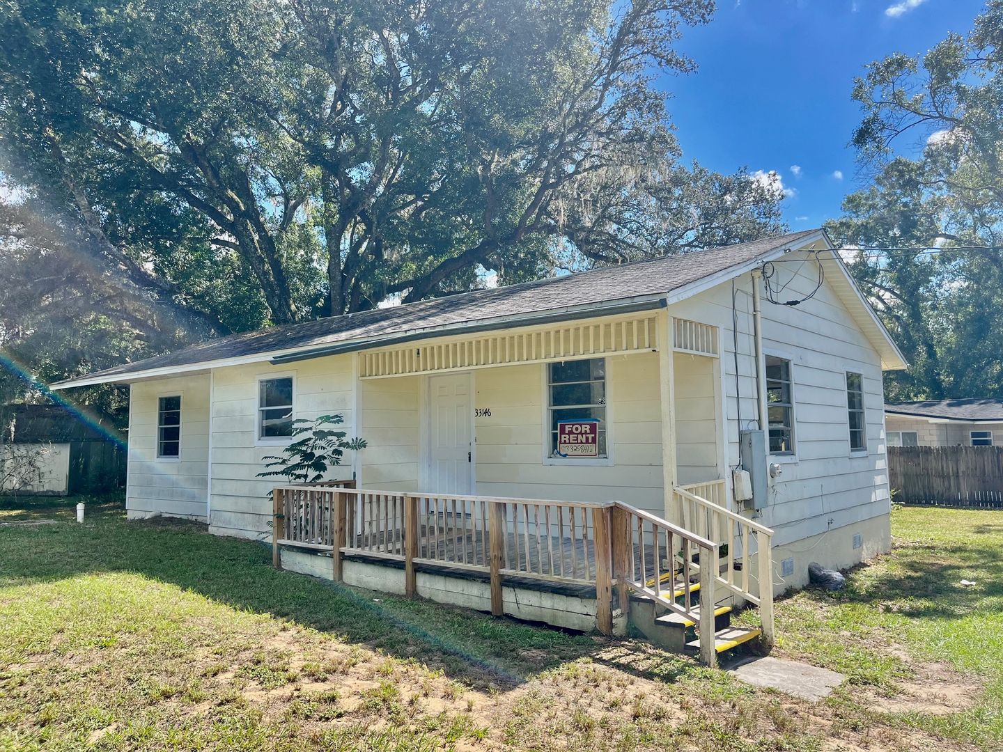 Dade City House: 33146 Jamette Rd
