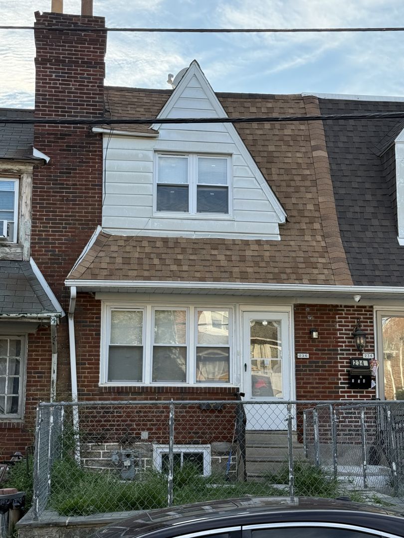 Upper Darby House: 236 Wiltshire Road
