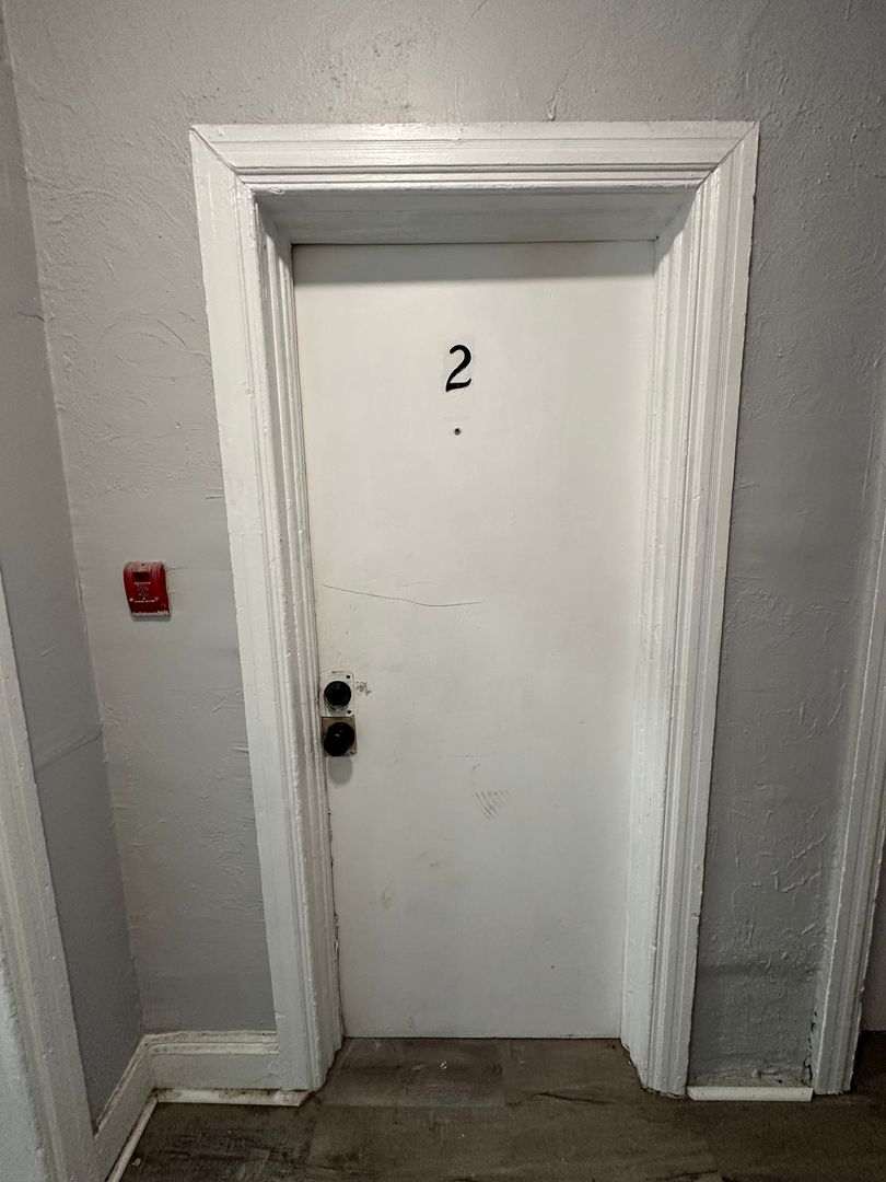 Collingdale Apartment: 234 Sharon Ave