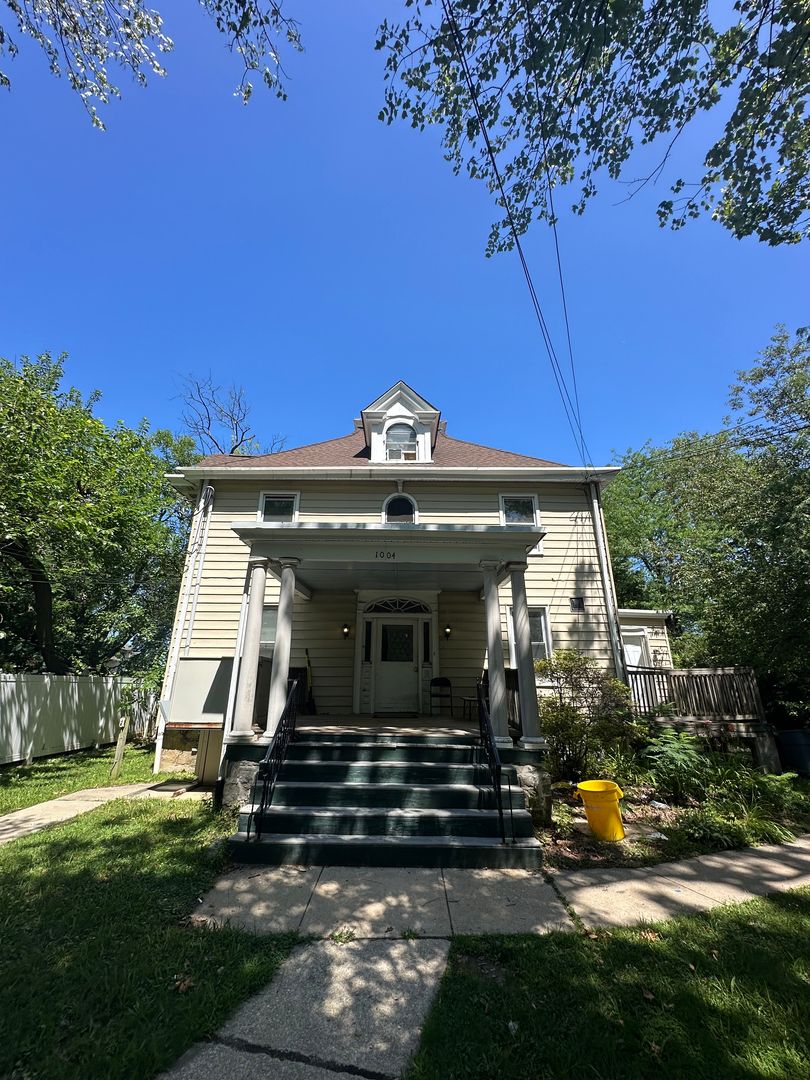 Sharon Hill Apartment: 1004 Woodland Ave