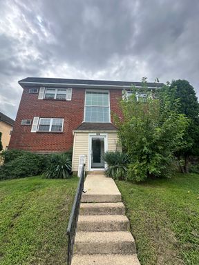2 Bed, 1 Bath for Rent