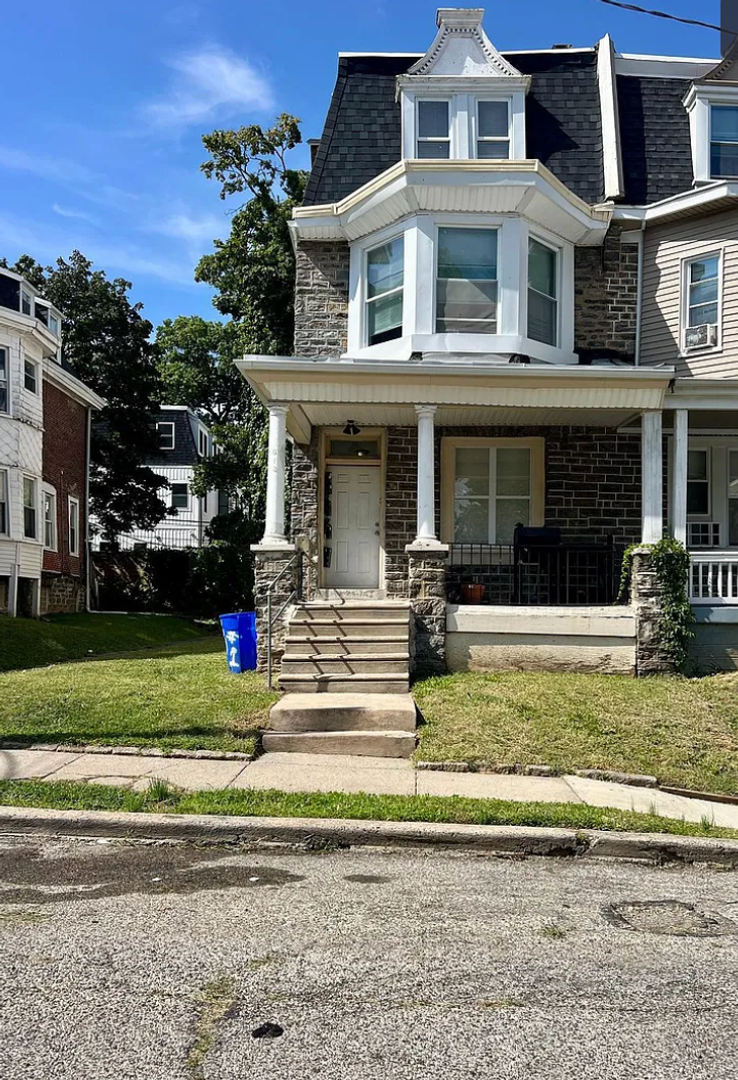 PHILADELPHIA Apartment: 513 Brinton St.