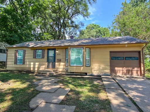 $1,295 - 3 Bed, 1 Bath House in Raytown, MO – photo 1