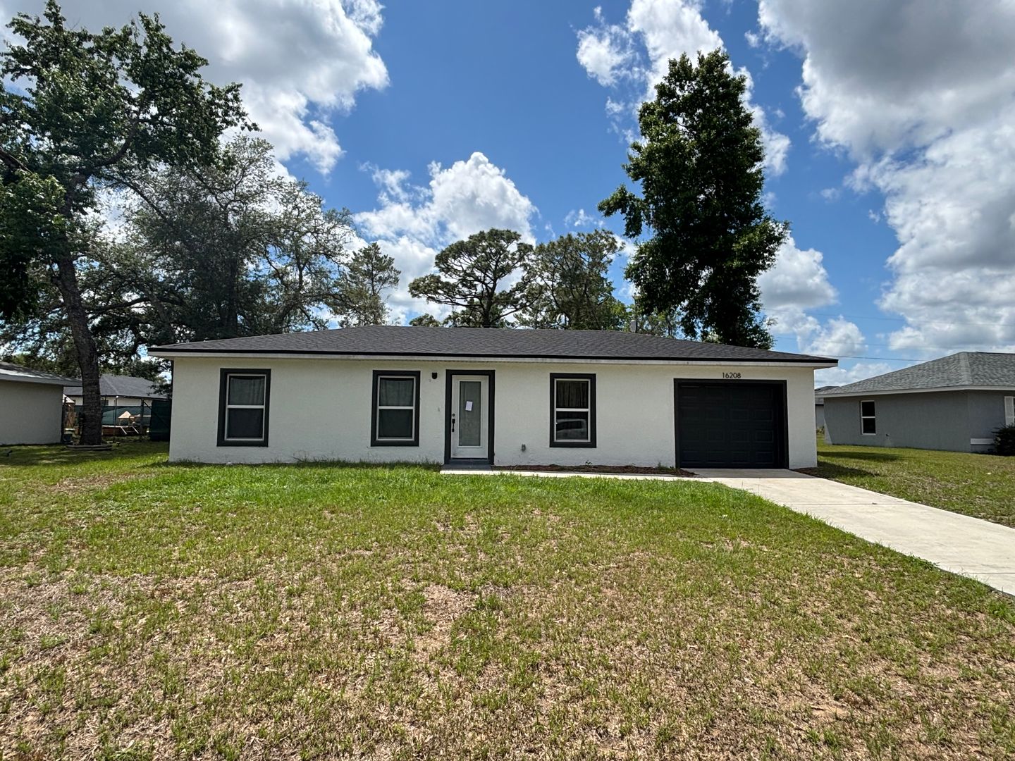 Ocala House: 16253 SW 19th Avenue Rd