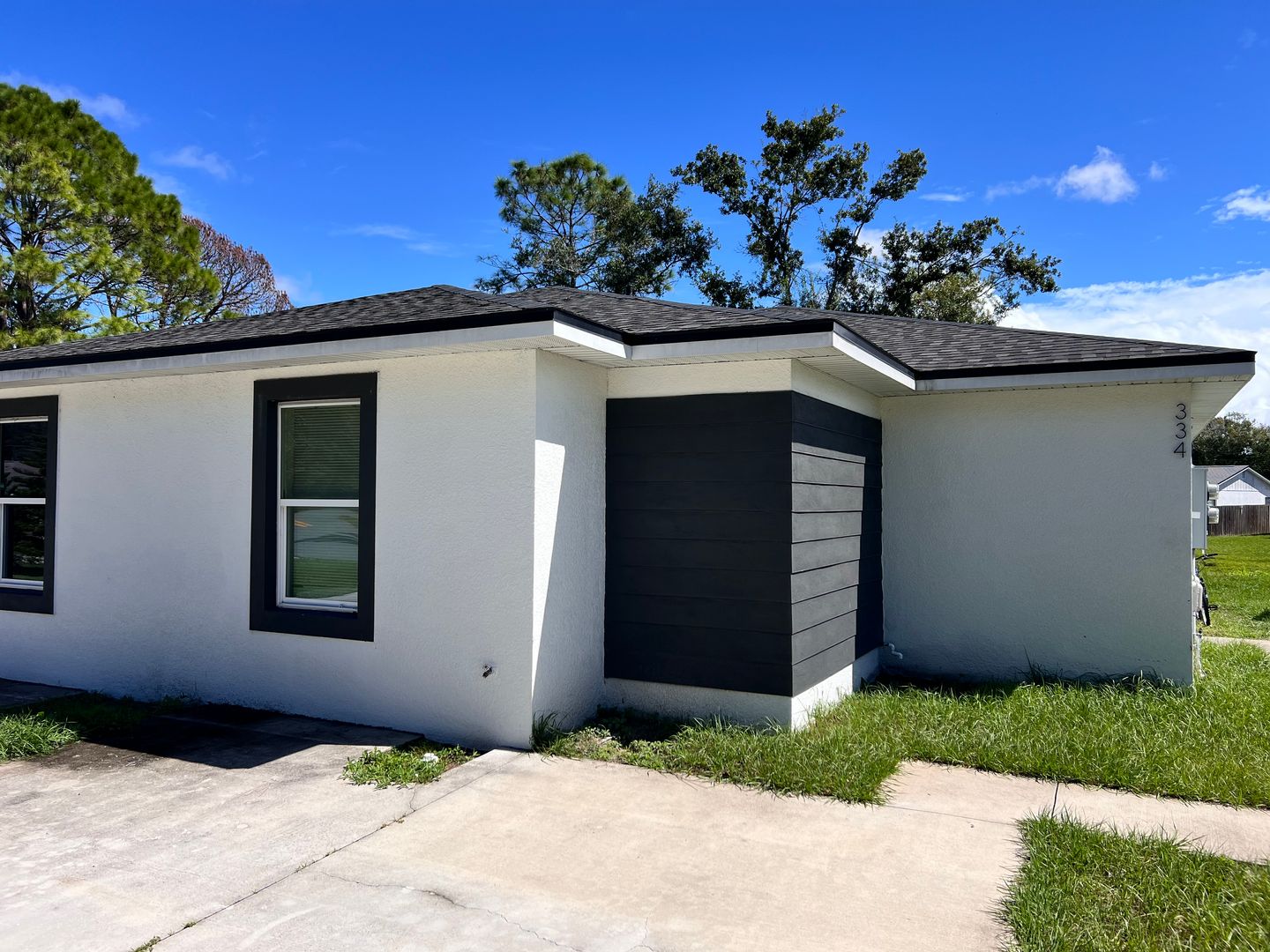 Kissimmee House: 334-336 Sherborne Ln 334