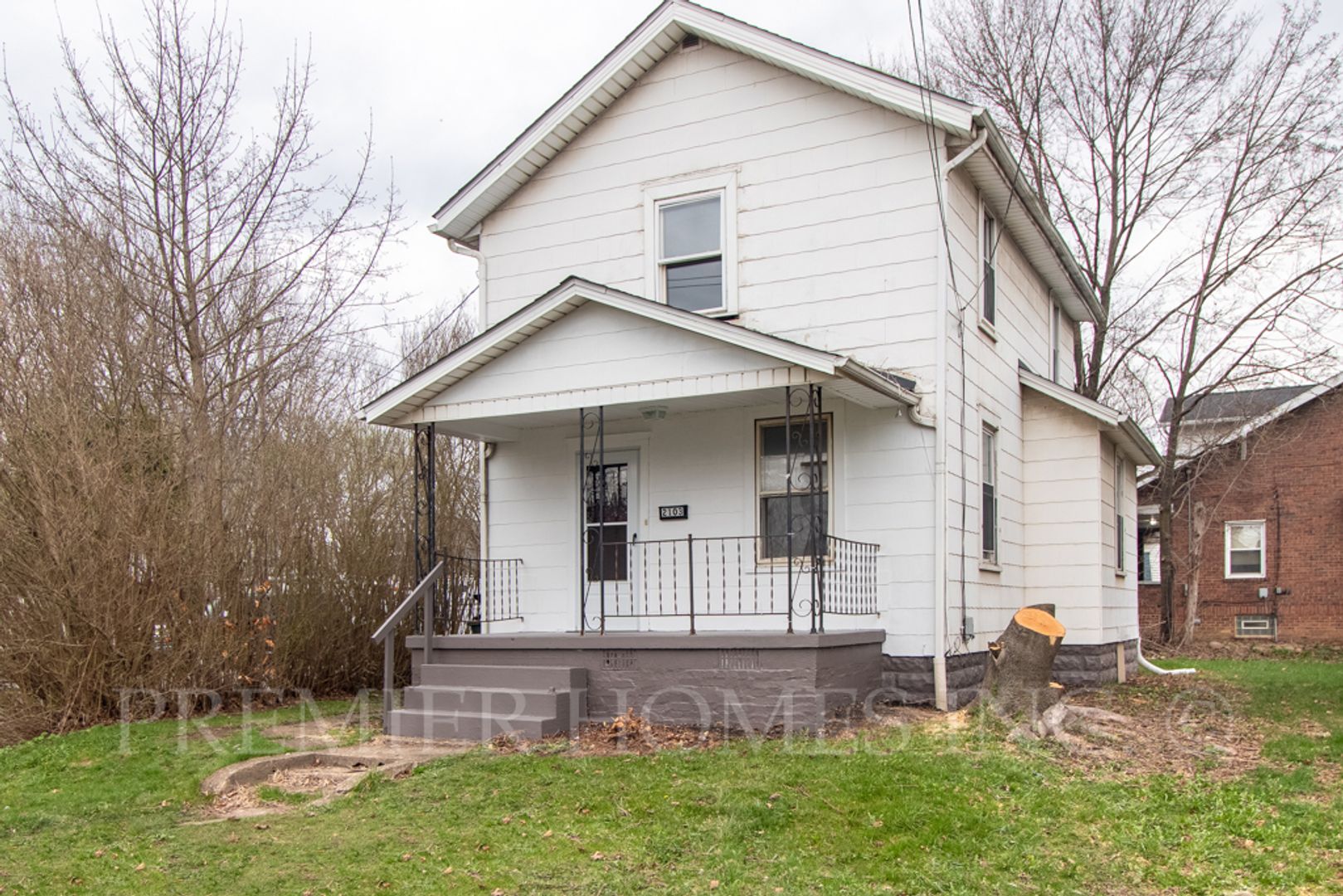 Canton House: 2103 17th St NE