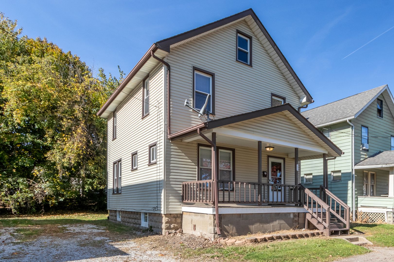 Canton House: 1017 Mosley Ct SW