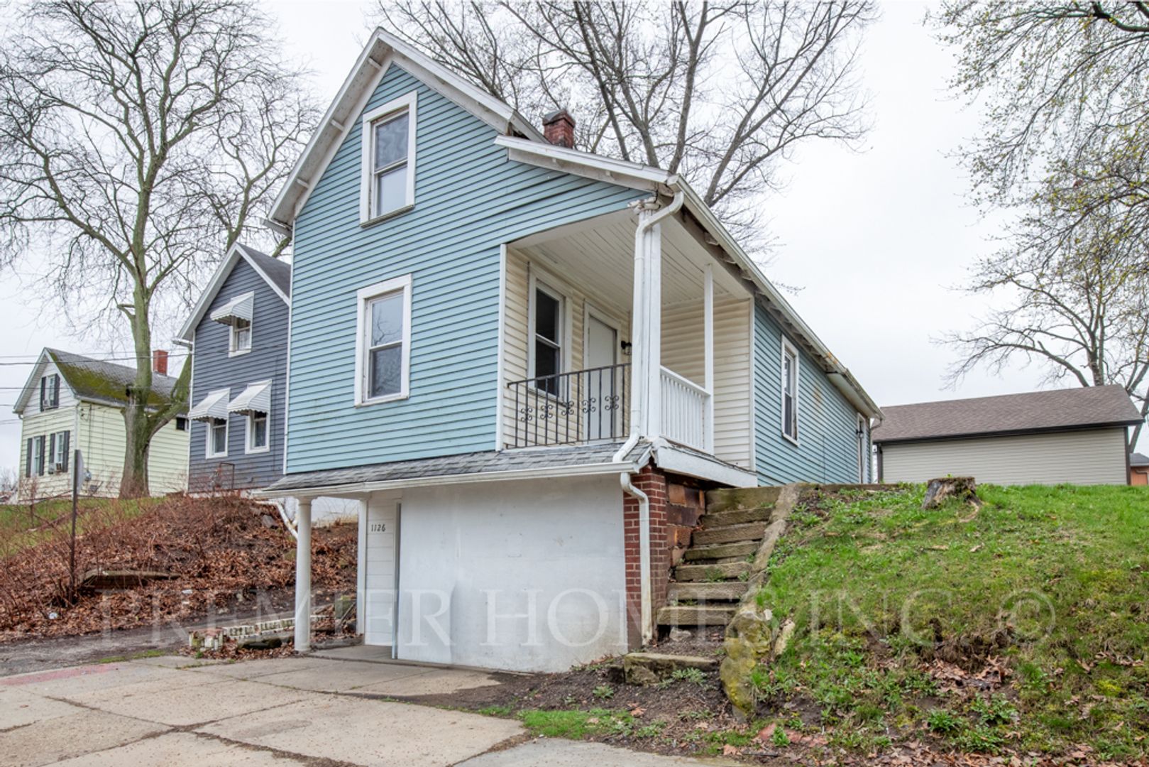 Canton House: 1126 11th St NW