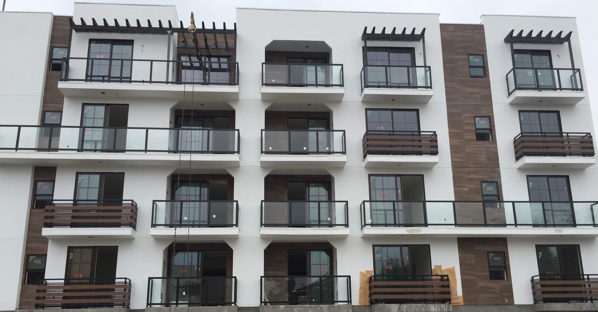 LOS ANGELES Apartment: 8417 BLACKBURN AVE