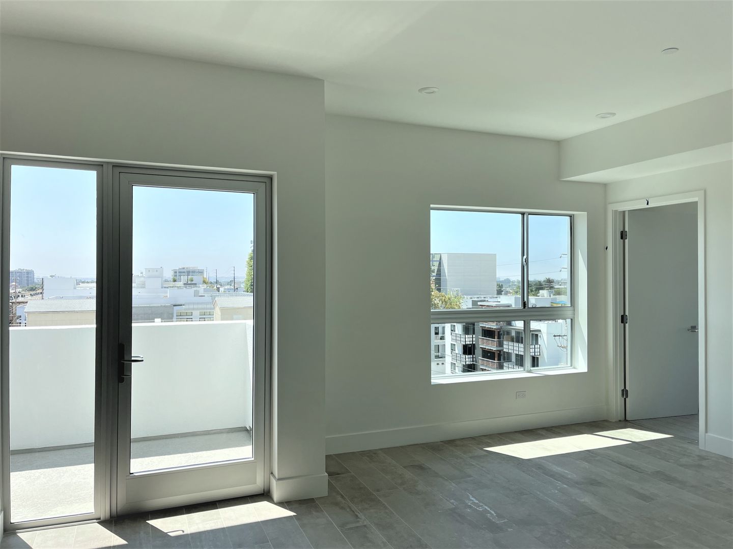 Los Angeles Apartment: 11272 Nebraska Ave.