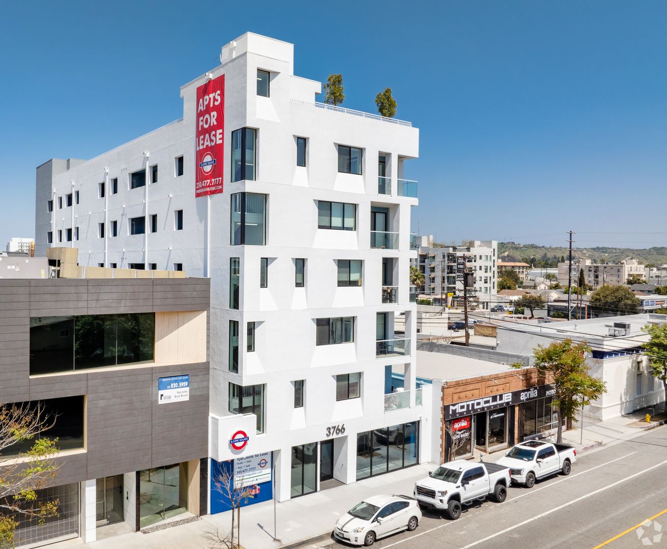 Los Angeles Apartment: 3766 Motor Ave.