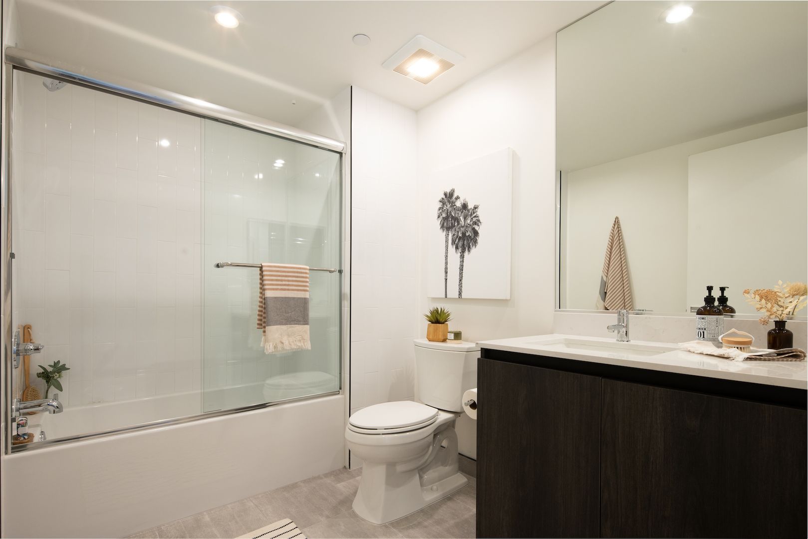Los Angeles Apartment: 3766 Motor Ave.