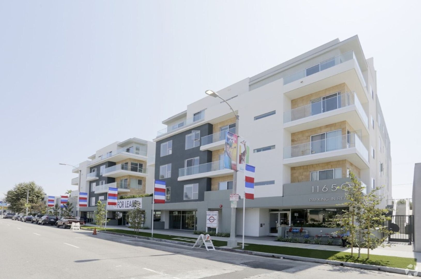 Los Angeles Apartment: 11650 W. Pico Blvd