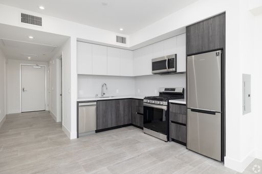 Ask us about our move in specials! – photo 1