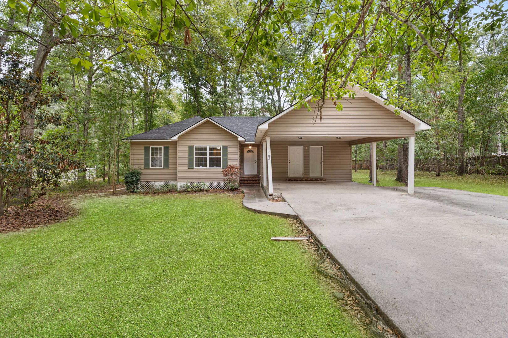 Statesboro Apartment: 102 Echo Way