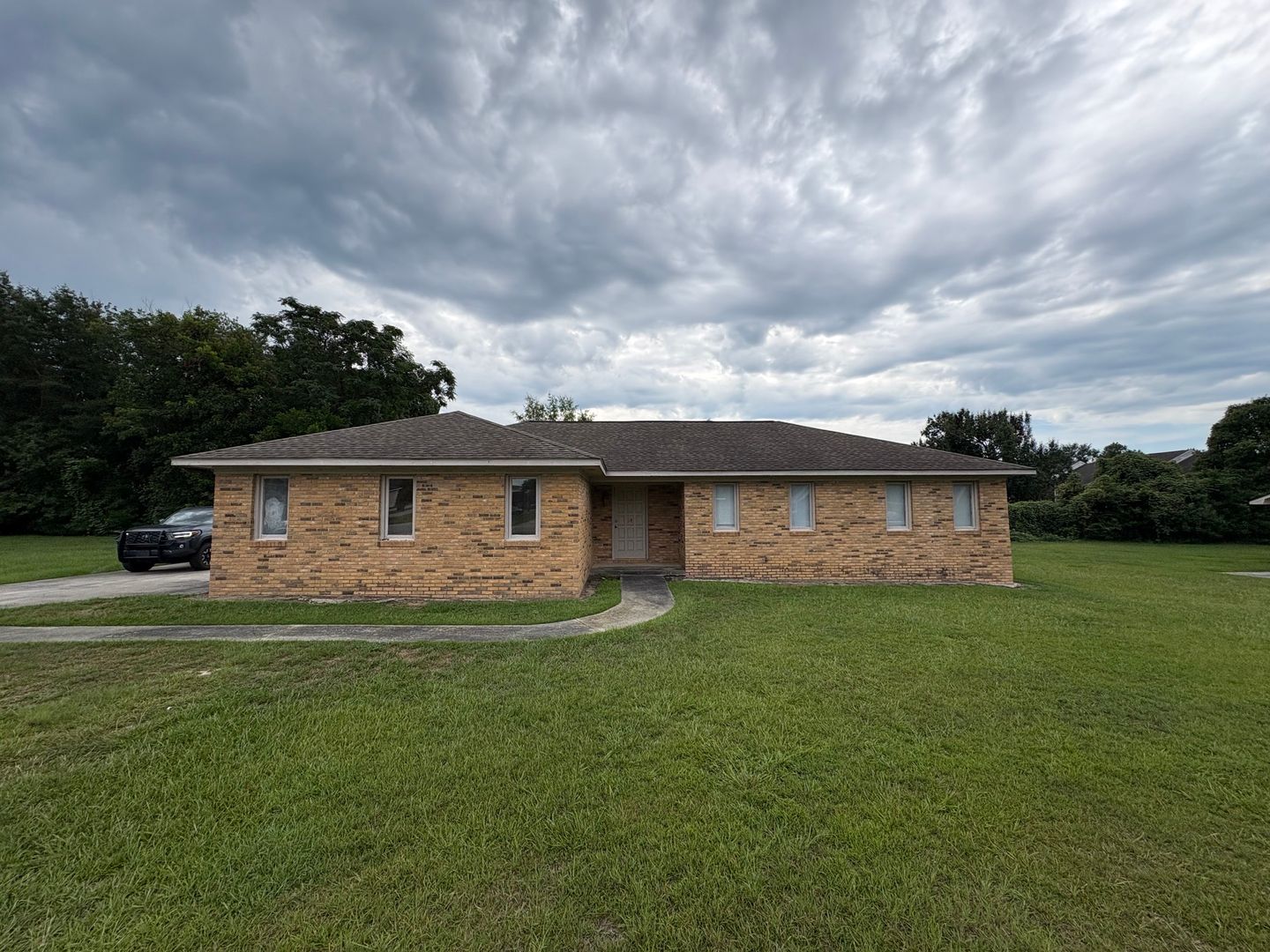 Statesboro Apartment: 22 University Pl