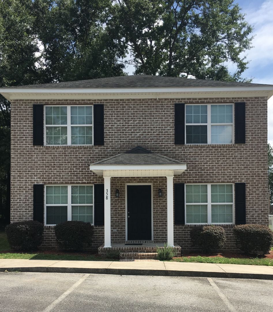 Statesboro Apartment: 358 Langston Chapel Road