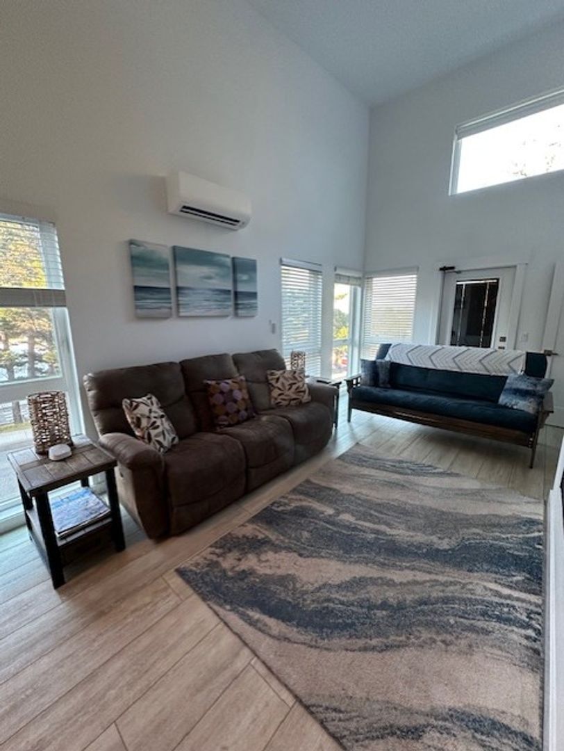 Gold Beach Condo: 94353 Leith Rd, Unit C