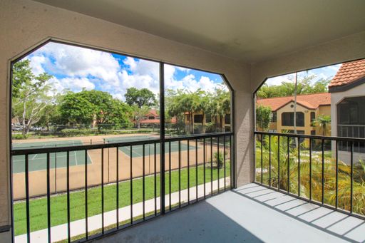 2214 Arbour Walk Circle Unit 2026, Naples, FL 34109