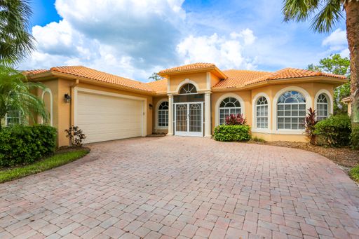 3747 Recreation Lane, Naples, FL 34116