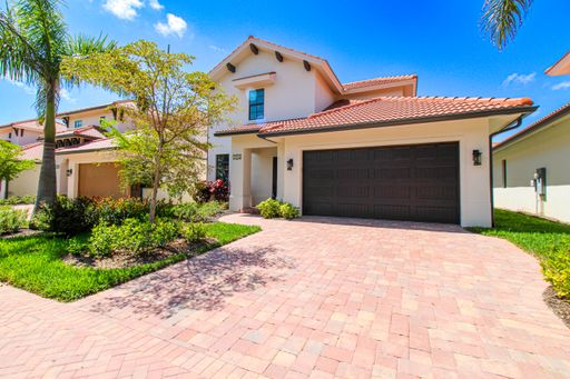 7968 Cordoba Place, Naples, FL 34113