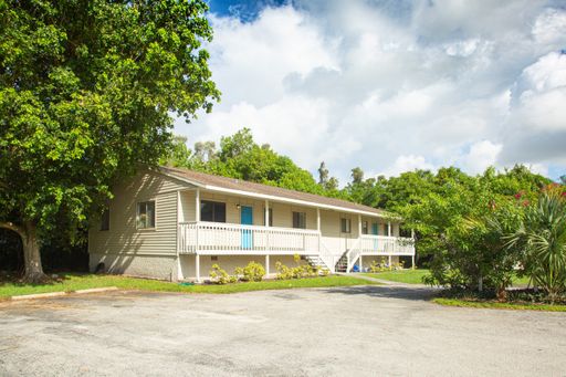 ***2/2 DUPLEX***NO HOA***QUIET STREET***CLOSE TO DOWNTOWN*** – photo 1