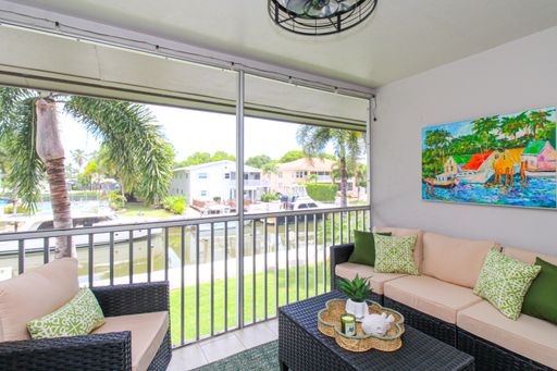 1686 Blue Point Avenue Unit B-7, Naples, FL 34102