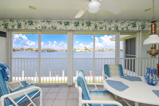 ** SMOKEHOUSE BAY OF MARCO ** 2/2 SEASONAL UNIT ON MARCO ISLAND AVAILABLE ** BEST WATERWAY VIEW HERE ** – photo 1