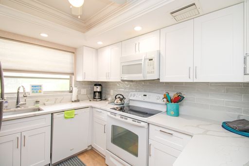1020 Palm View Drive Unit C-104, Naples, FL 34110