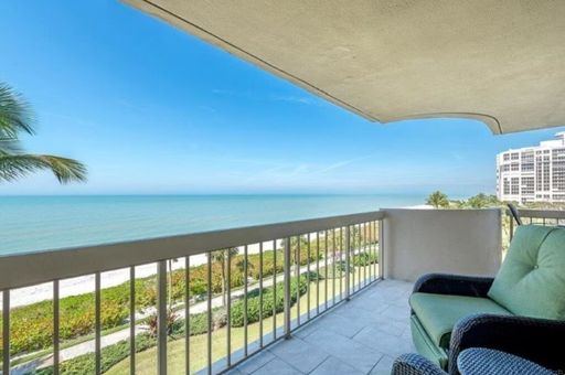 4005 Gulf Shore Boulevard North Unit #407, Naples, FL 34103