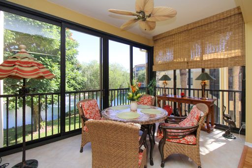 ** THE VINEYARDS SEASONAL ** 2 BED PLUS A DEN\2 BATH 2ND FLOOR COACH HOME READY FOR YOU ** VACATION READY HOME ** – photo 1