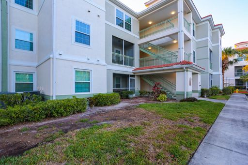 THE TIDES AT PELICAN LANDING**GREAT LOCATION**WALK TO COCONUT POINT** 2/2 CONDO ** UNFURNISHED ANNUAL ** – photo 1
