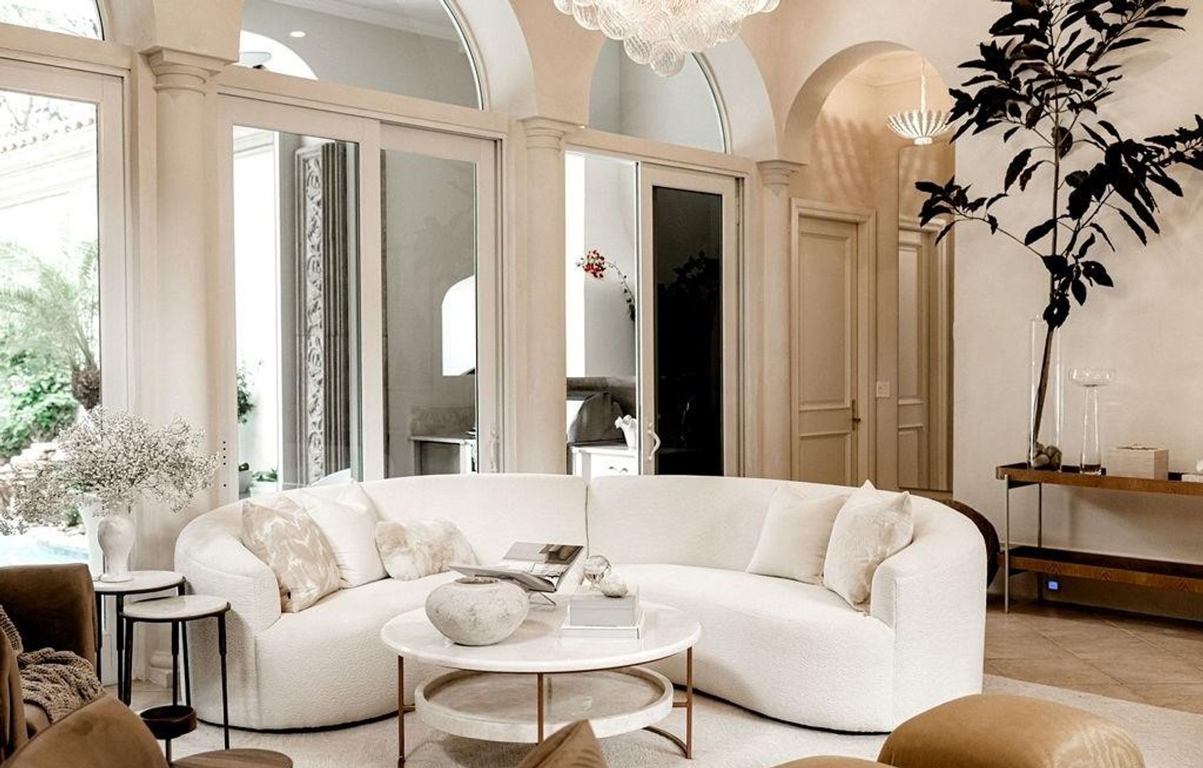 Naples House: 15627 Villoresi Way