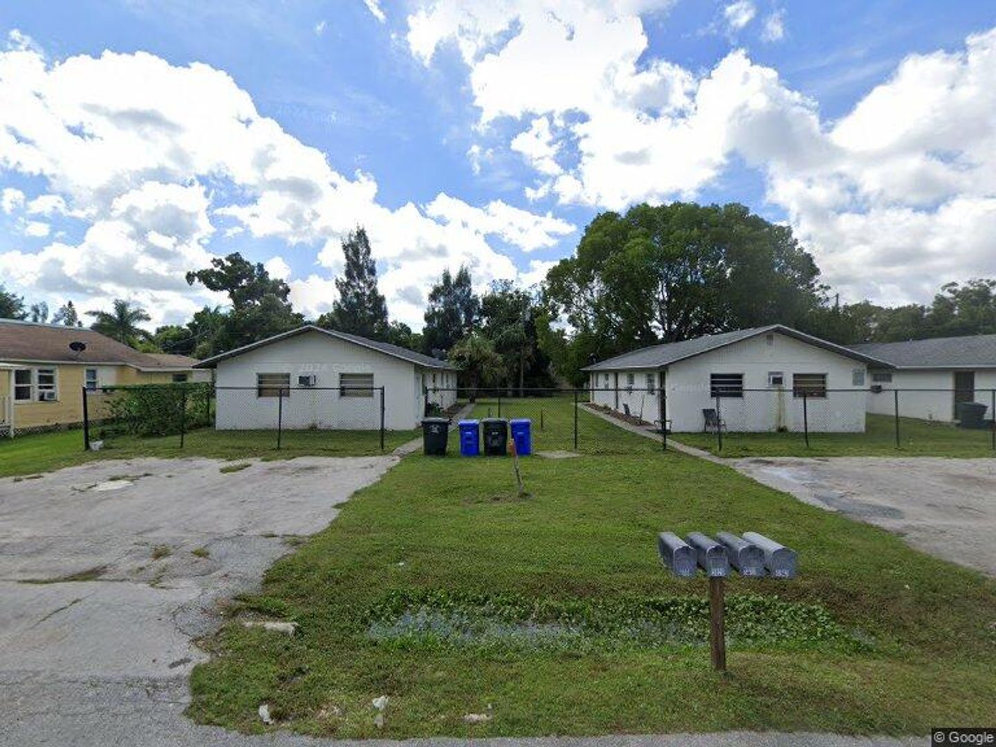 Fort Myers House: 3920 Lora Street