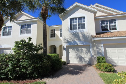 1056 Hampton Circle, Naples, FL 34105