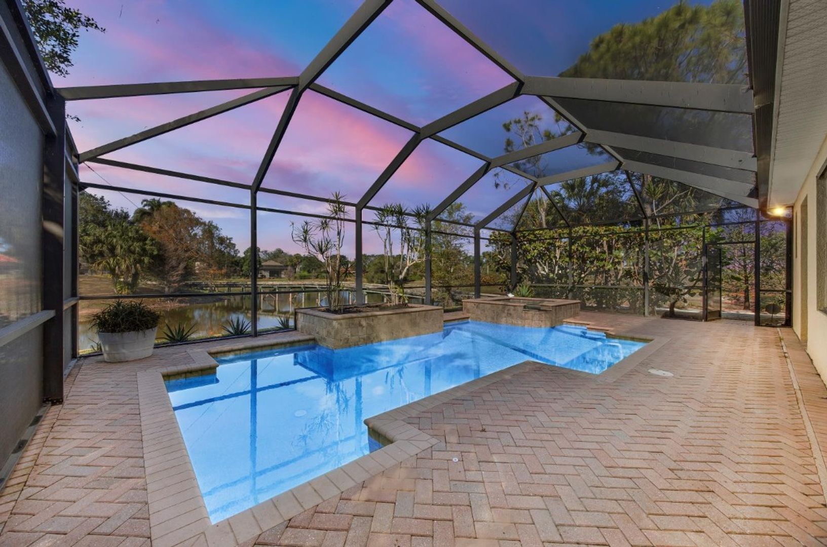 Bonita Springs House: 28830 Kiranicola Court