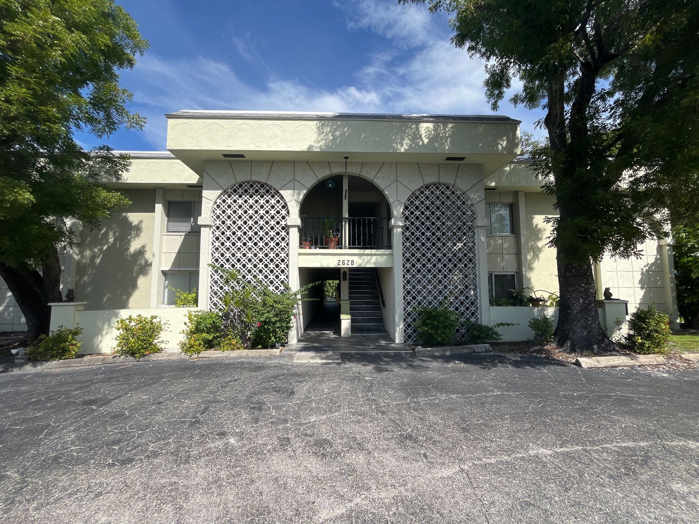 Fort Myers Apartment: 2628 Newton Avenue