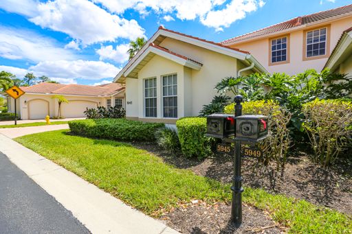 5945 Paradise Circle – photo 1