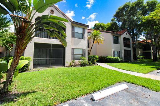 2118 Arbour Walk Circle Unit 2811, Naples, FL 34109