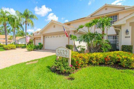 ** 3/2 GOLF TRANSFER TO THE STRAND UNIT AVAILABLE ** GATED BEAUTIFUL REMODELED UNIT **LAKE AND FOUNTAIN VIEW ** – photo 1